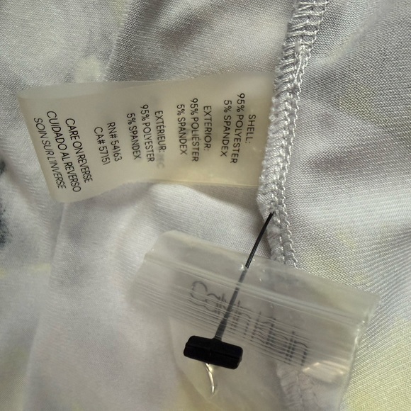 Calvin Klein Sleeveless Pleated Blouse | Abstract Floral Yellow Black Top. Ptp22 - Picture 9 of 9